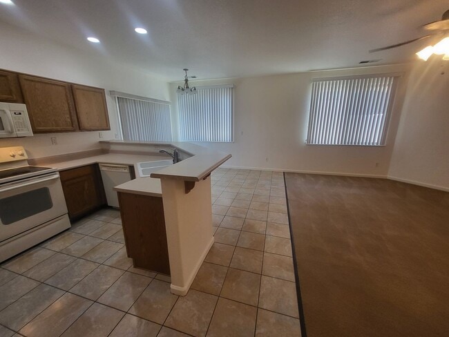 Photo - 1903 Teal Dr