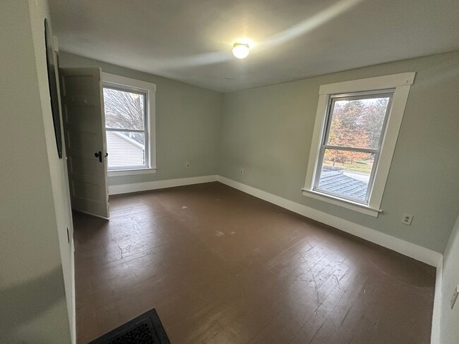 Photo - 179 Maple Ave Unit 179 B maple ave claremont