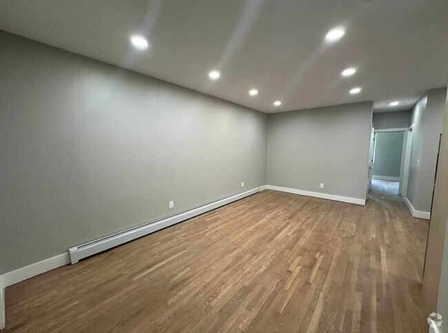 Building Photo - 818 Macdonough St Unit 2 Rental