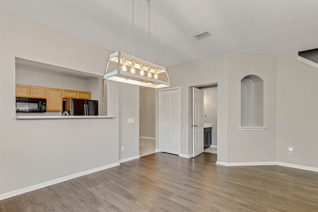 Photo - 12423 Forest Lake Cir E