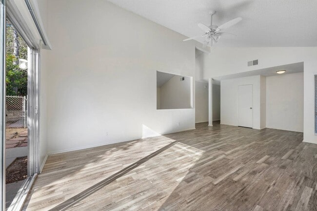 Photo - 4011 Defender Dr