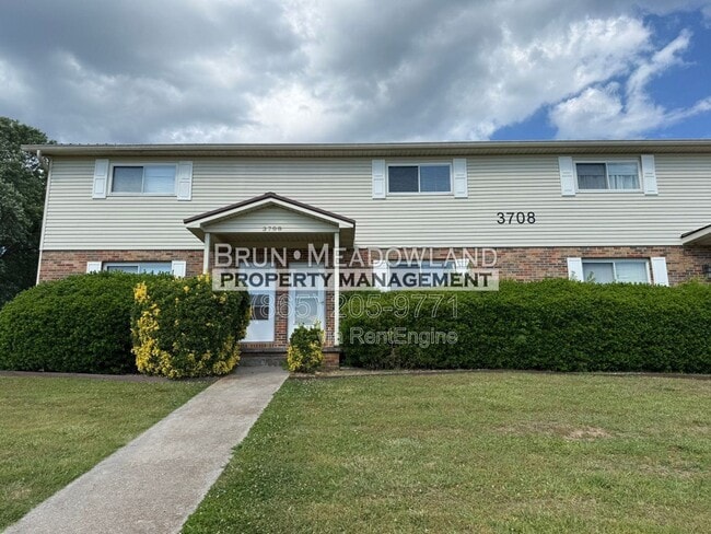 Photo - 3708 Moss Ln