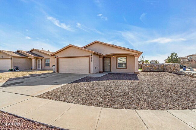 Building Photo - 6970 Red Oak Ct Rental