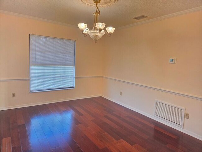 Photo - Rare 5BR Home for Rent in Mills 50 – Across from Lake Estelle