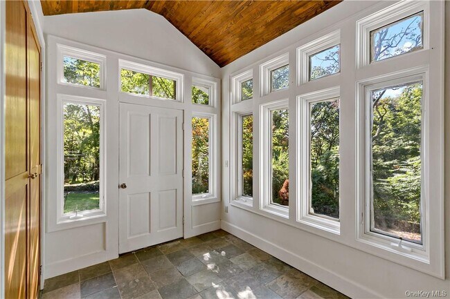 Photo - 1455 Maiden Ln