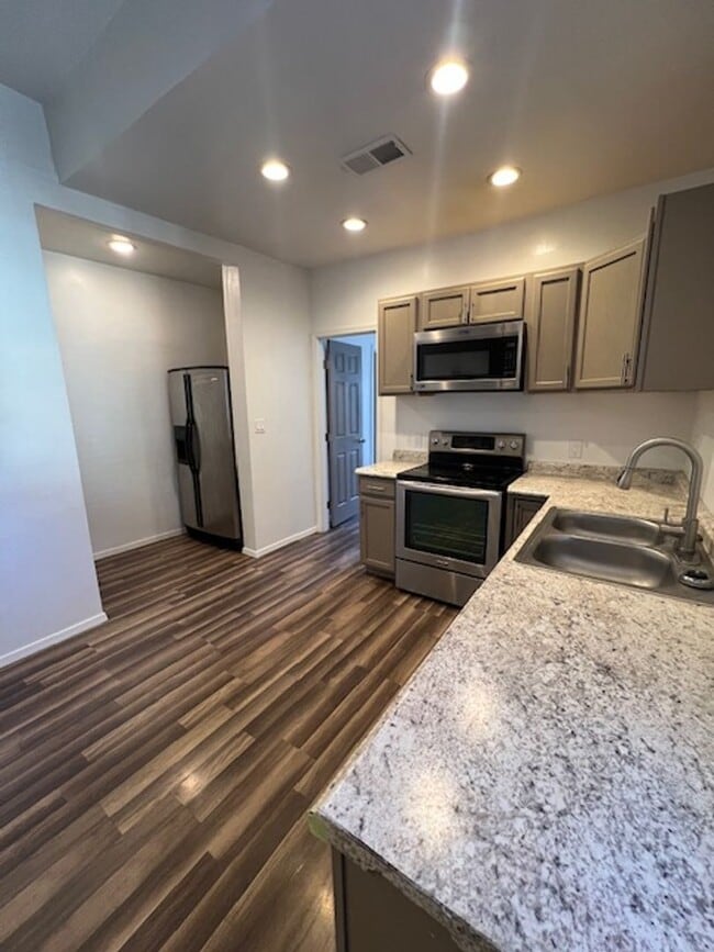 Photo - Diamond in the rough! Downtown Albuquerque, two bedroom one bath duplex