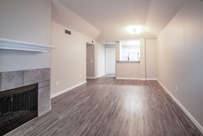 Photo - Wyndham Apartments