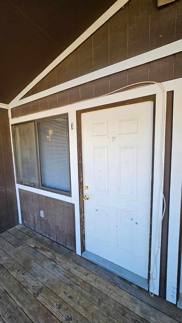RAN21601 Apartment For Rent in California City, CA