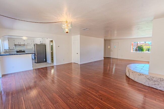 Photo - 4 Bedroom 3 bath house with 2 Car Garage