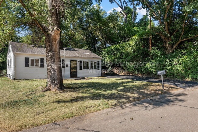 Photo - 8301 Edna Ave