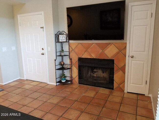 Photo - 2333 E Southern Ave
