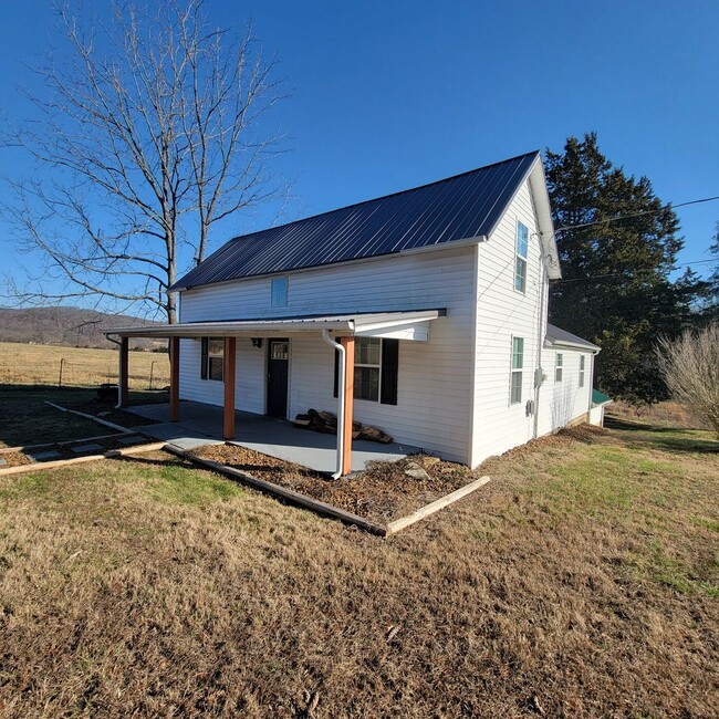 4 Bed, 2 Bath Home for Lease-Furnished-Spa... - 4 Bed, 2 Bath Home for Lease-Furnished-Spa...