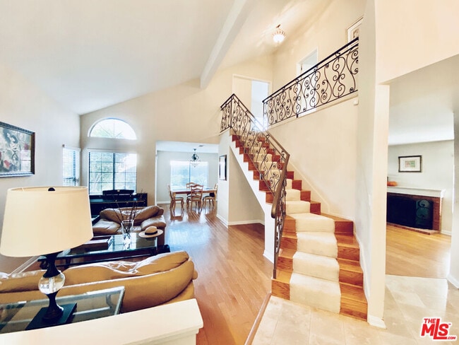 Building Photo - 3856 Cottonwood Grove Trail