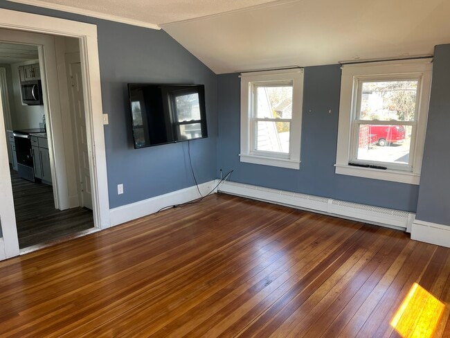 556 Center Street Unit 2