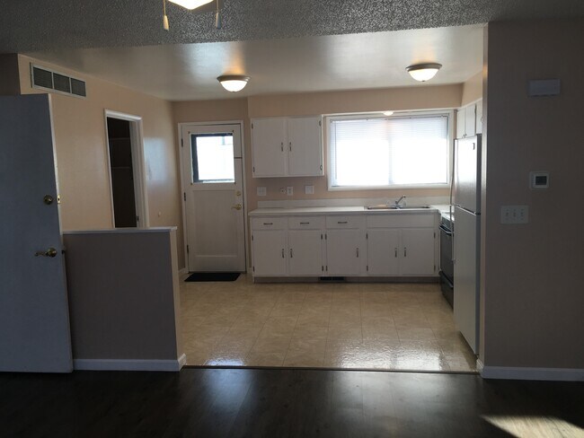 Photo - 1444 Lynn Ave Unit 4