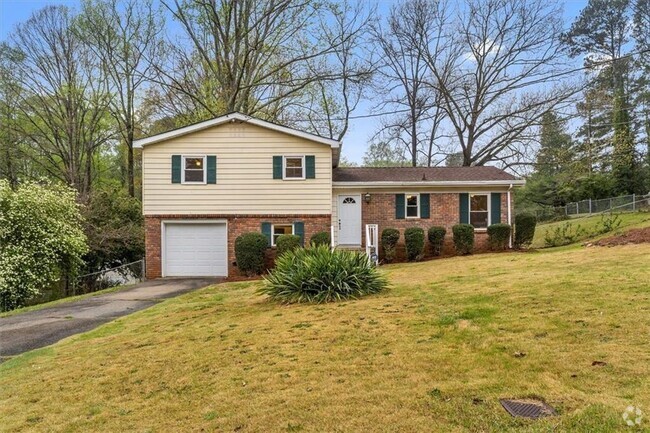 Building Photo - 4383 Twin Creek Dr NE Rental