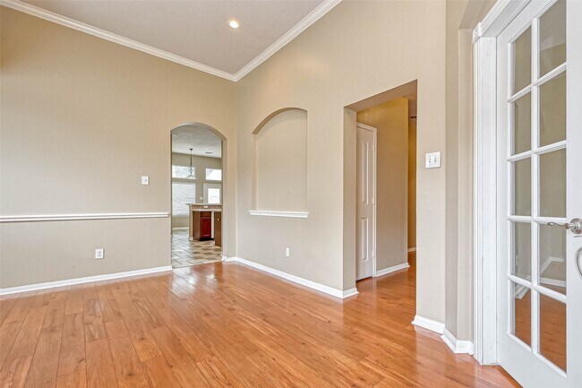 Photo - 18039 Parkwille Ln