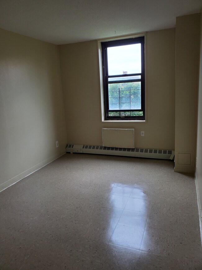 Photo - Ocean Towers