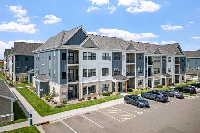 Elwood Apartment Homes
