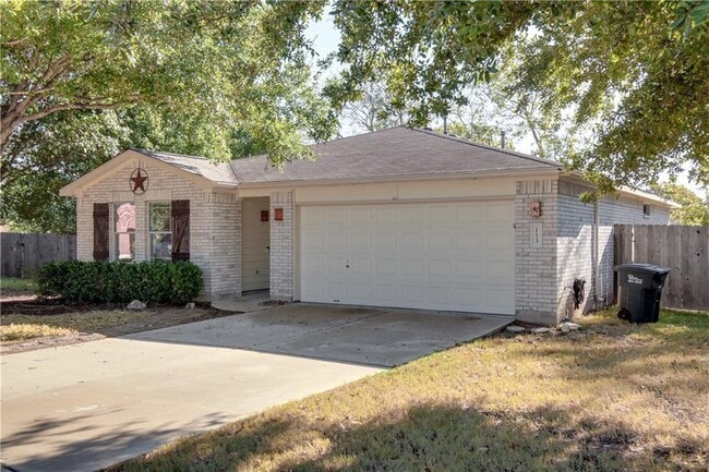 Photo - Private Cul-de-sac Home for Lease Available in August