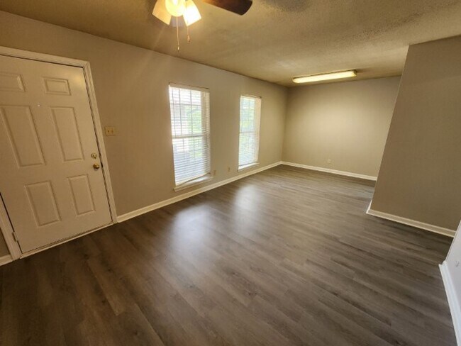 111 Barton St Unit 111 Barton Street #48