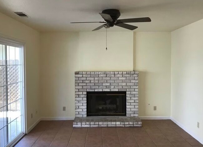 Photo - 2145 Cheyenne Way