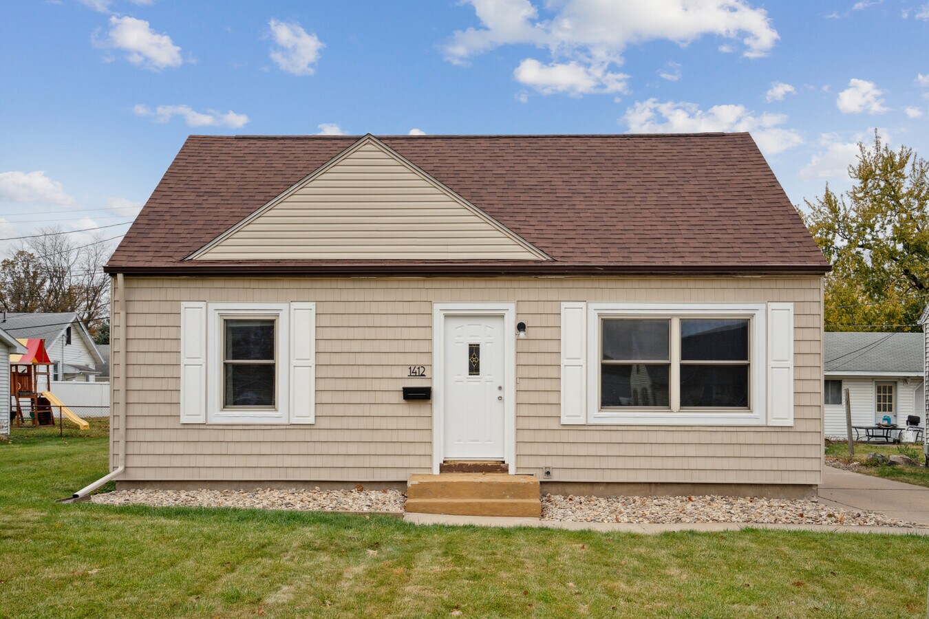 Photo - 1412 9th St NW