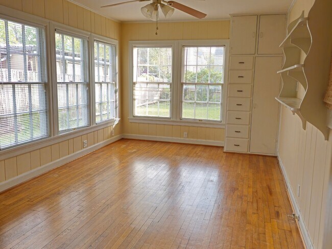 Photo - 2247 South Blvd