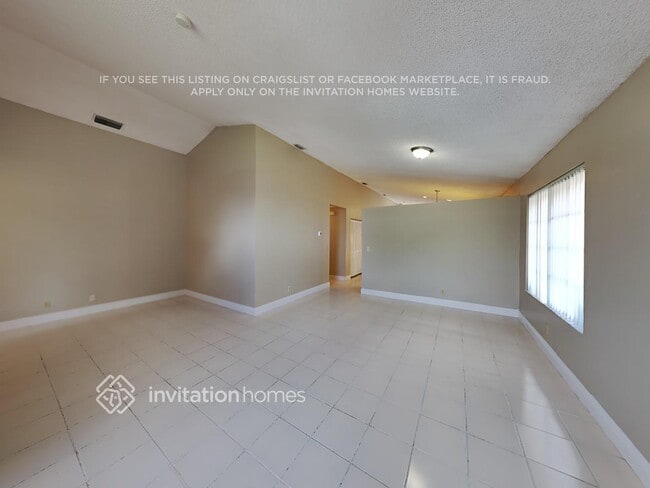 Photo - 4036 NW 5th Dr