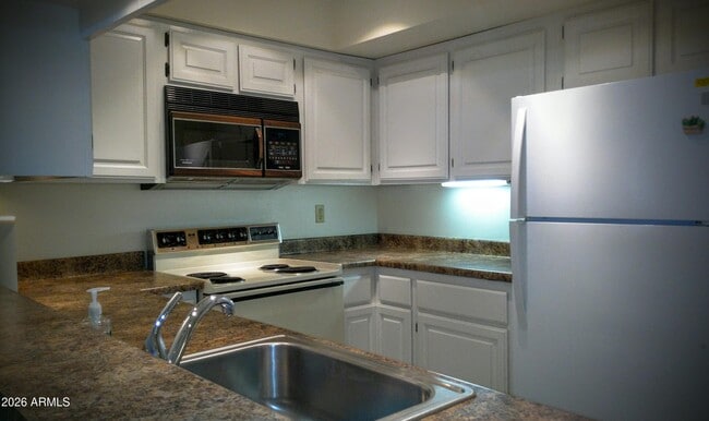 Photo - 5136 N 31st Pl Unit 621