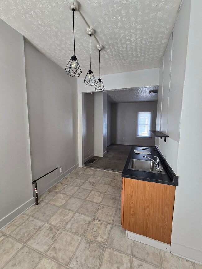 Photo - 118 Linden Ave Unit Lower