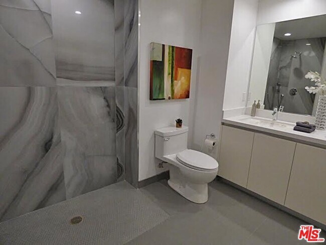 Photo - 1526 Armacost Ave Unit 503