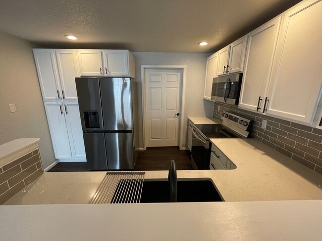 Photo - 2113 S Fulton Cir