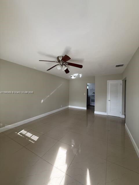 Photo - 946 Laurel Dr