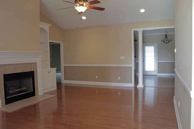 Photo - For Rent - Charming 3BR/2BA Home in Macken...