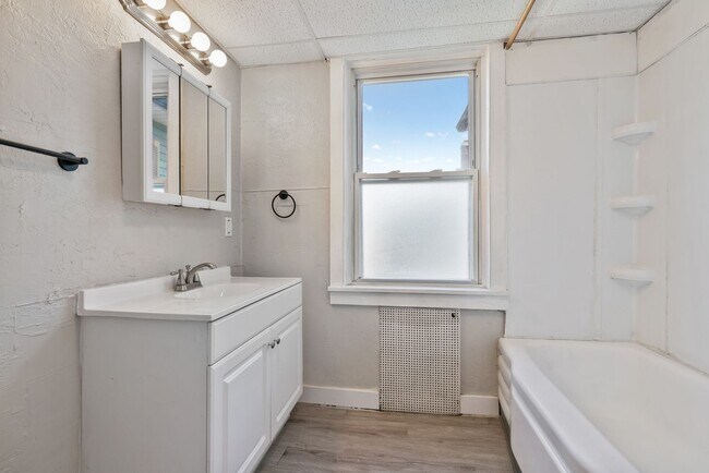 Photo - 571 Washington Ave Unit 571 Washington Avenue #2