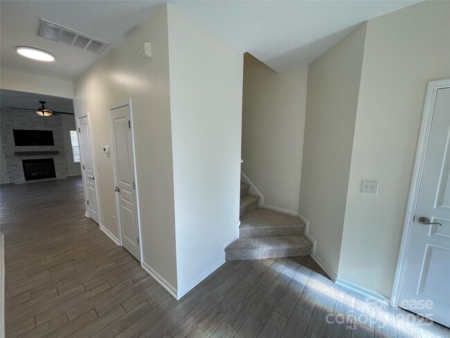 Photo - 11434 Heritage Green Dr