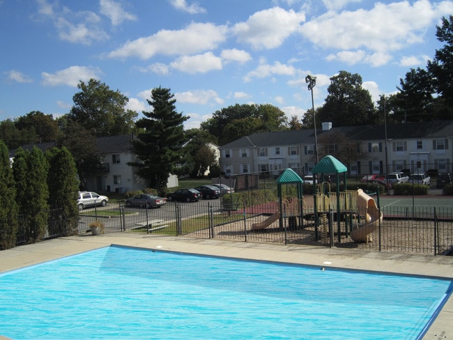 Photo - Essington Village