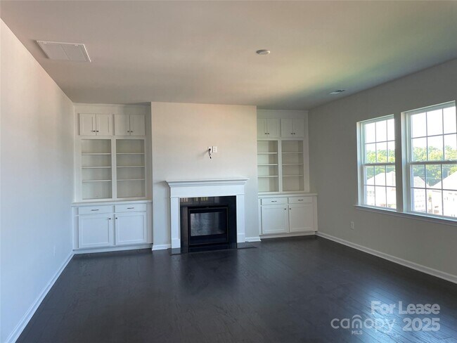 Photo - 17618 Snug Harbor Rd