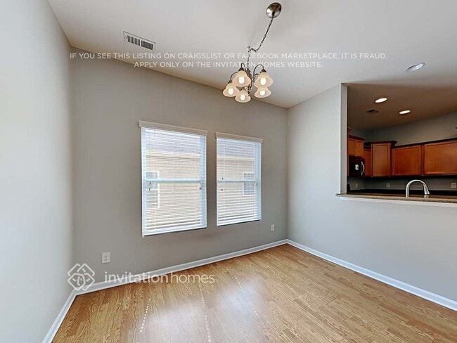 Photo - 2036 Blue Iris Dr