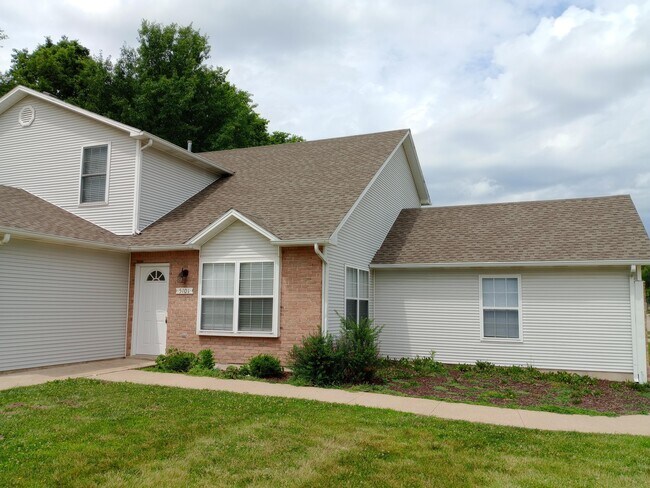 Photo - 5101 Carrieridge Dr