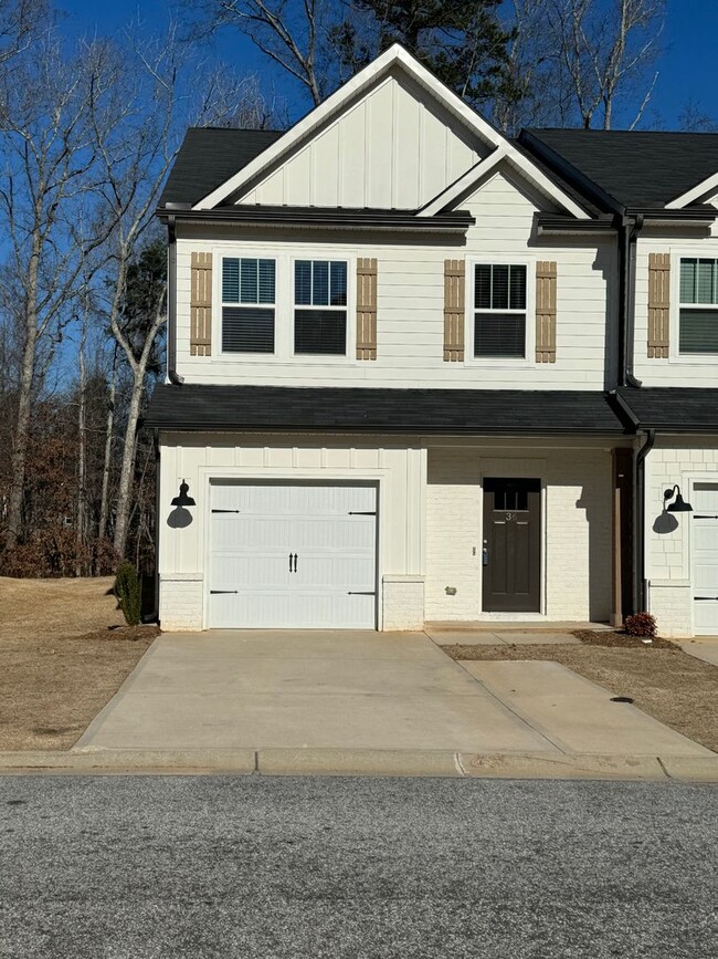 Beautiful New Townhome in Greer! - Beautiful New Townhome in Greer!