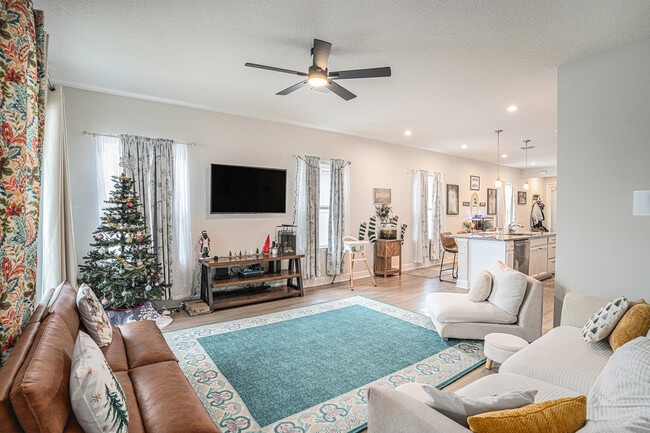 Photo - 19056 Heavenside Ct