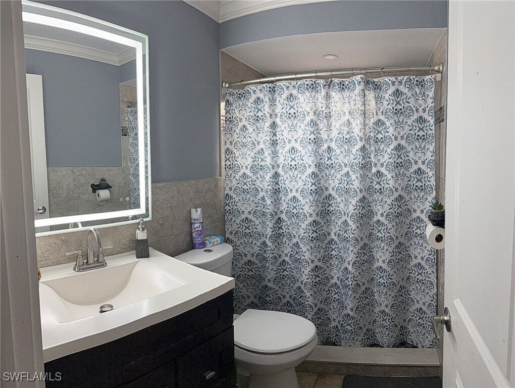 Photo - 1736 Framingham Ct