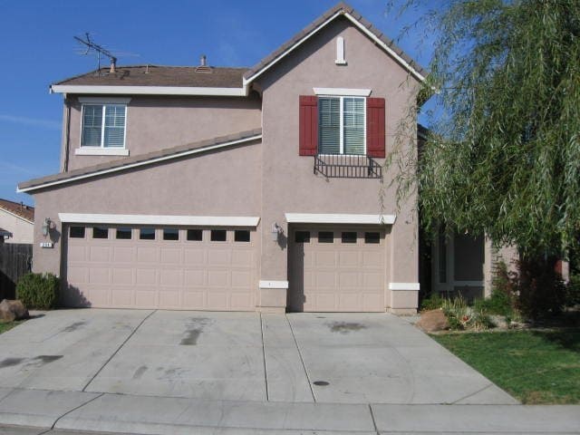 Building Photo - Lincoln 4 bedroom on quiet court.