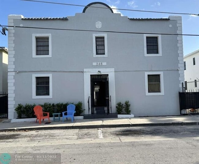 Photo - 245 NW 32nd St Apartamento Unidad 4