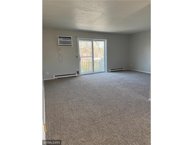 Photo - 880 E 6th St Unit #2