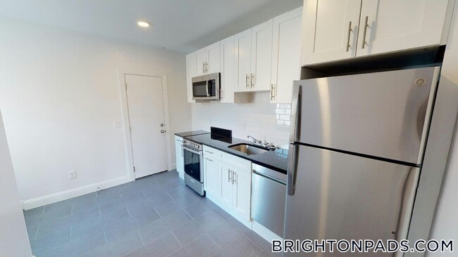 Photo - 123 Sutherland Rd Unidad L