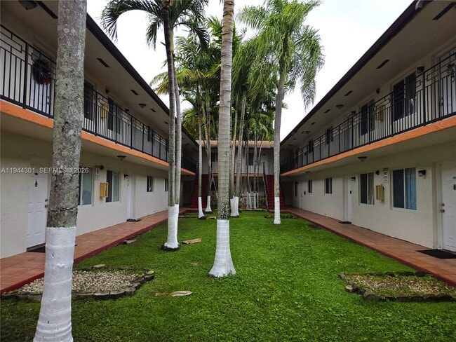 Photo - 11541 NW 2nd St Unit 206