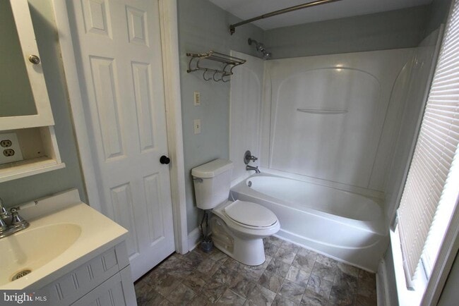 Photo - 5744 Charles Town Rd